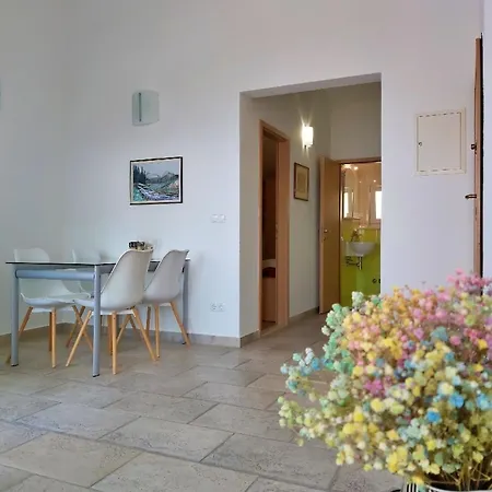 Ferienwohnung Fur 4 Personen Ca 45 Qm In Borak, Dalmatien Mitteldalmatien * Omiš